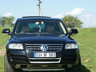 Volkswagen Touareg foto 8