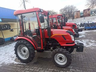 Tractor Dong Feng 304 foto 2