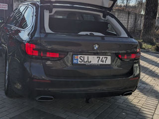 BMW 5 Series foto 5