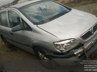 Opel Zafira foto 6