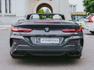 BMW M850i xDrive Cabrio gri dravit foto 4