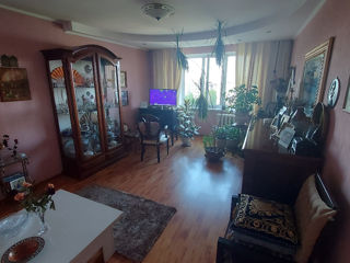 Apartament cu 3 camere, 66 m², Botanica, Chișinău foto 3