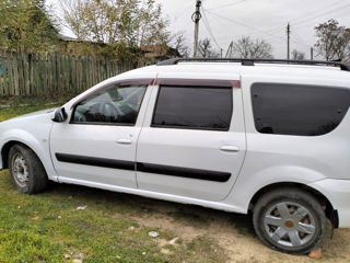 Dacia Logan foto 2