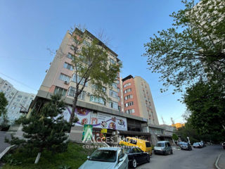 Apartament cu 3 camere, 100 m², Ciocana, Chișinău foto 14