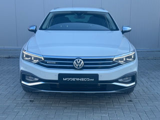 Volkswagen Passat foto 1