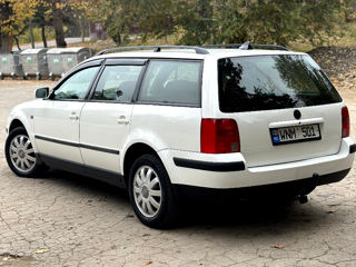 Volkswagen Passat foto 6