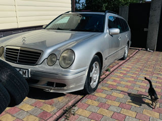 Mercedes E-Class foto 7