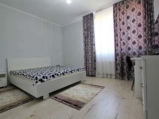 Apartament exclusiv, 2odăi, 80 m2, et.3/4, curte privată, design individual, Botanica! foto 7