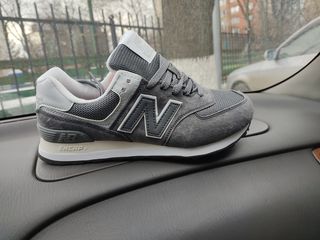 New balance sure ( sunt pe loc marimi) foto 2