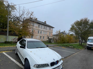 BMW 5 Series foto 7