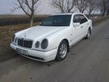 Mercedes E Class foto 1