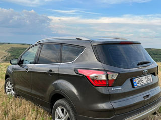 Ford Kuga foto 3