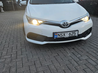 Toyota Auris foto 5