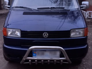 Volkswagen Caravelle foto 3