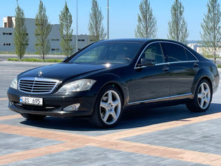 Mercedes S-Class