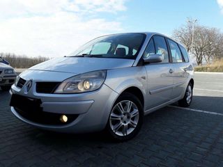 Renault Grand Scenic foto 6