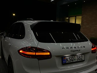 Porsche Cayenne foto 4