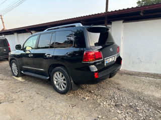 Lexus LX Series foto 2