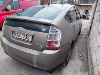 Toyota Prius foto 2