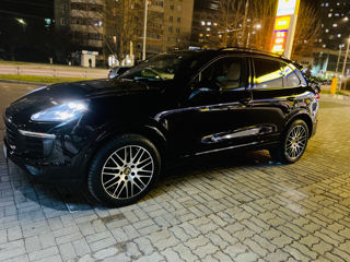 Porsche Cayenne foto 8