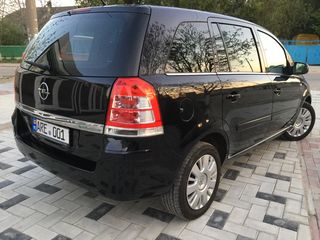 Opel Zafira foto 5