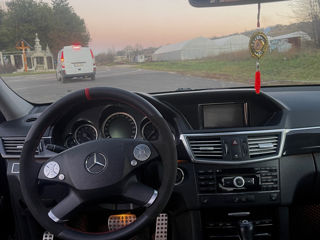 Mercedes E-Class foto 8