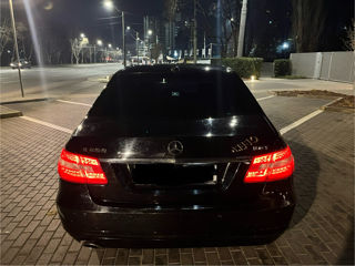 Mercedes E-Class foto 2