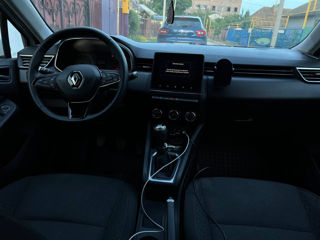 Renault Clio foto 12