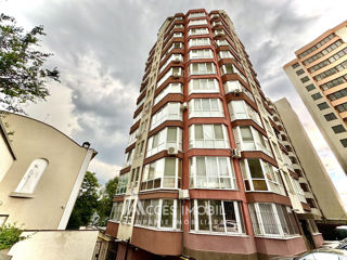 Apartament cu 2 camere, 65 m², Centru, Chișinău foto 13