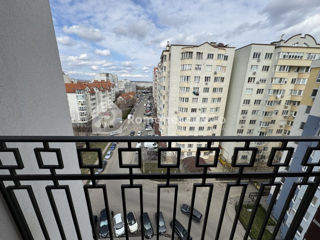 Apartament cu 3 camere, 108 m², Buiucani, Chișinău foto 7