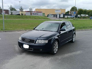 Audi A4 foto 2