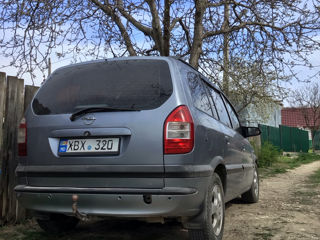 Opel Zafira foto 9