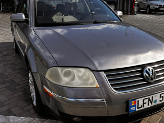 Volkswagen Passat foto 2