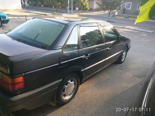 Volkswagen Passat foto 3