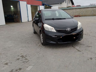 Toyota Yaris foto 6