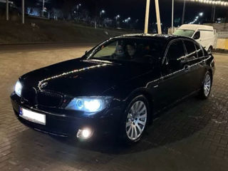 BMW 7 Series foto 3