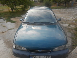 Ford Mondeo foto 5