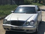 Mercedes E Class foto 4