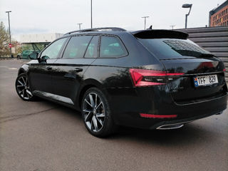 Skoda Superb фото 3