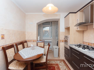 Apartament cu 2 camere, 60 m², Poșta Veche, Chișinău