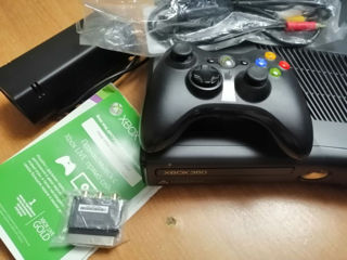 Xbox 360 Original, полный комплект, коробка, документы.  1 геймпад оригинал беспроводный