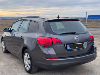 Opel Astra foto 2