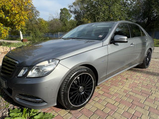 Mercedes E-Class foto 3