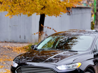 Ford Fusion foto 2