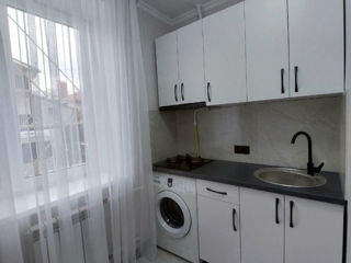 Apartament cu 1 cameră, 32 m², Buiucani, Chișinău foto 2