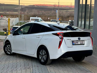 Toyota Prius foto 4