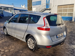 Renault Grand Scenic foto 3