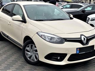 Renault Fluence foto 1