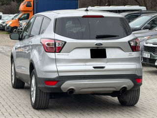 Ford Escape foto 3