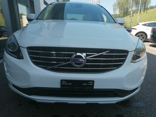 Volvo XC60 foto 1